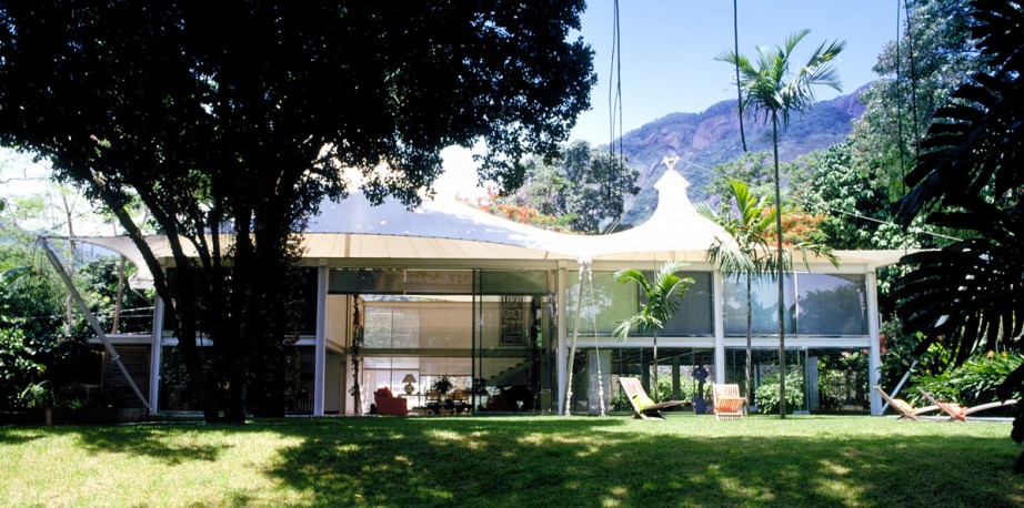  - TENDA HOUSE