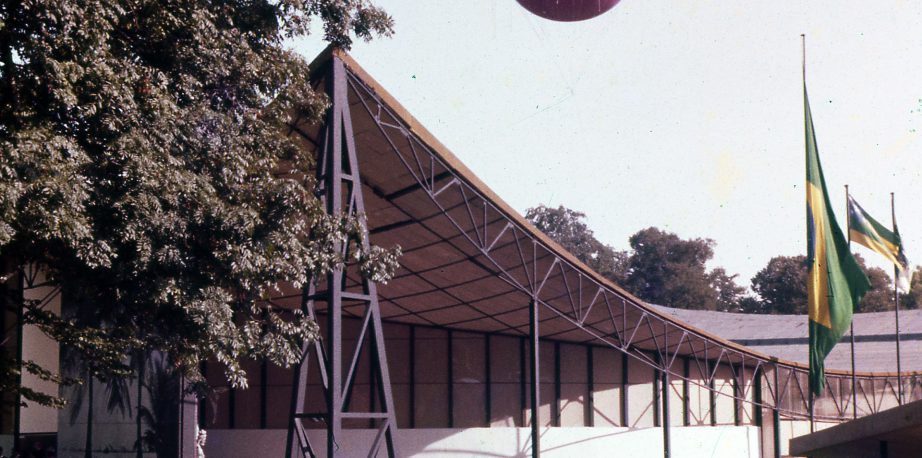  - PAVILHÃO DO BRASIL NA EXPOSIÇÃO INTERNACIONAL DE BRUXELAS