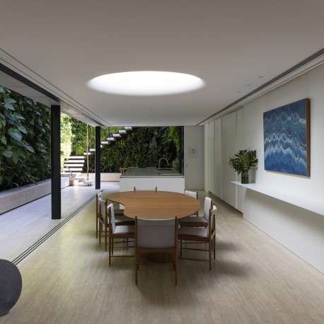  - MMO House