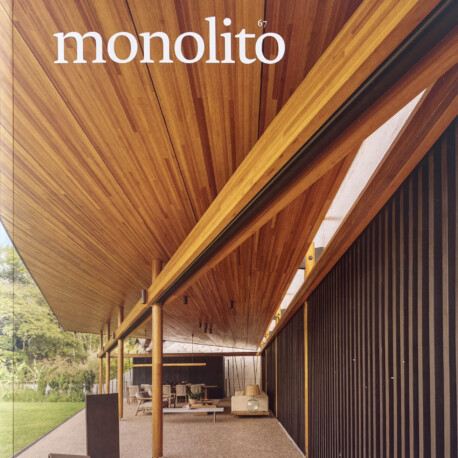 MONOLITO #67
