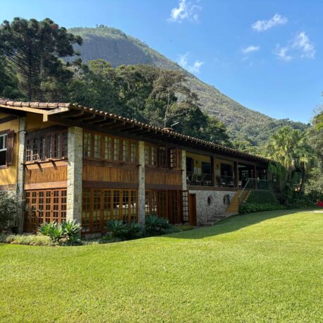  - CASA CÔRREAS